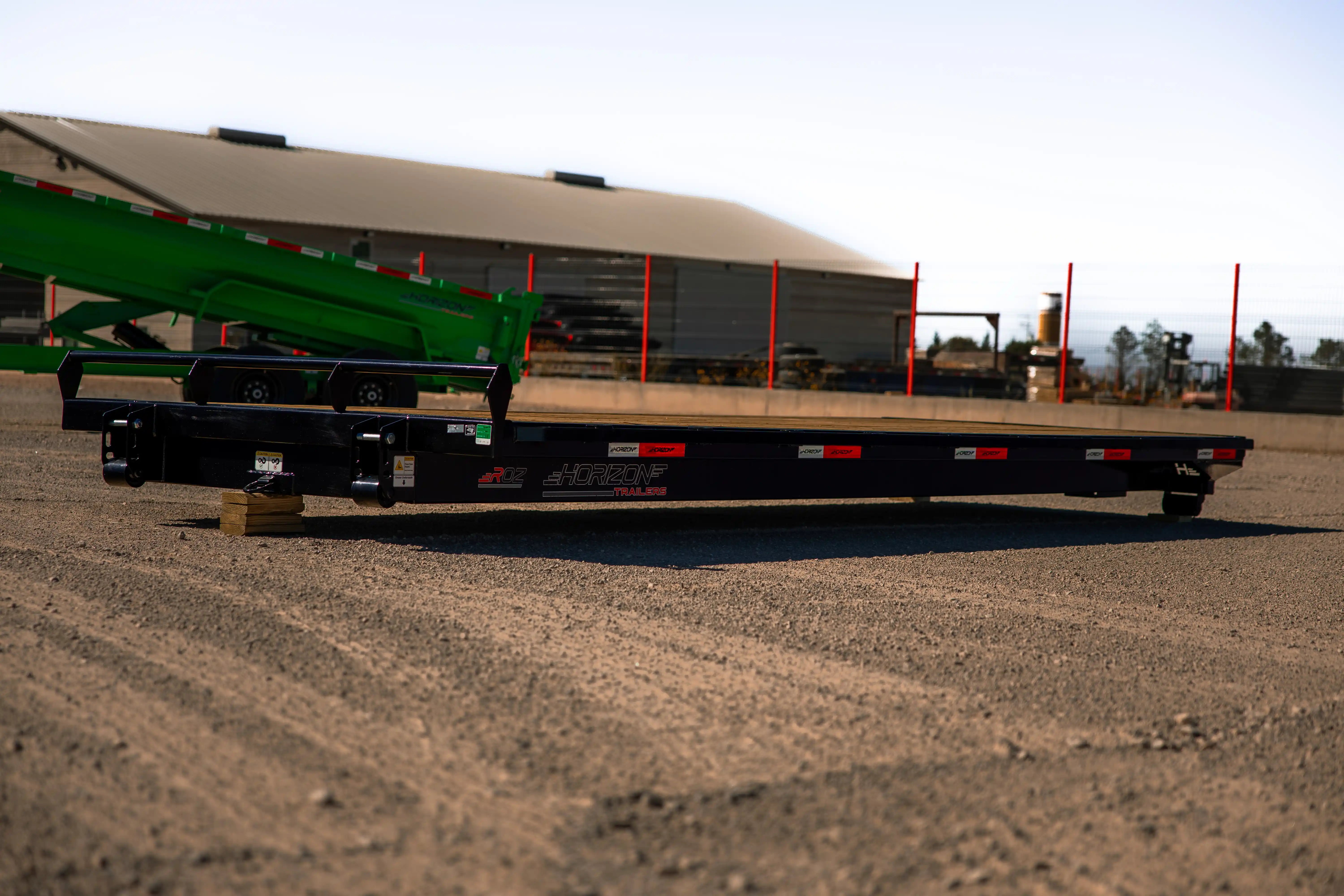 horizon trailers img